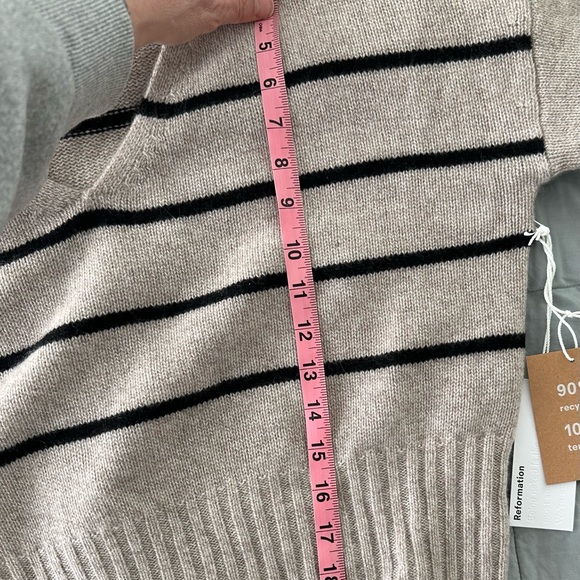 NWT Reformation Beckie Stripe Cashmere Sweater - Picture 11 of 13